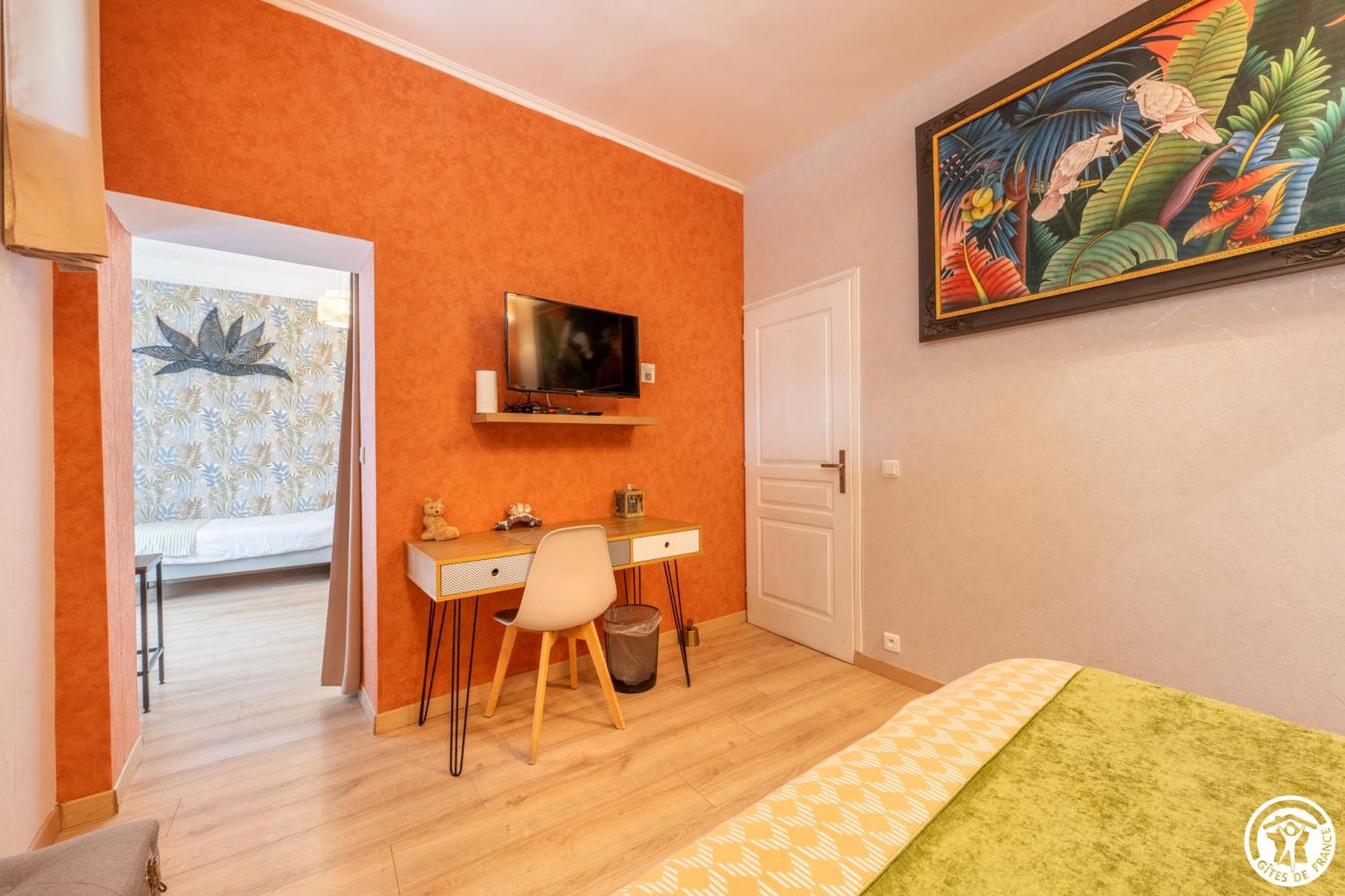 Couette-café Au Bois Dormant D Hotes 3*